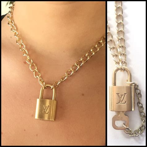 louis vuitton letter ketting|louis vuitton padlock necklaces.